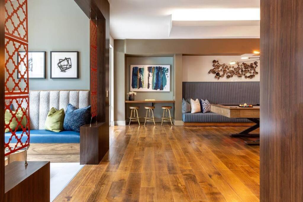 Luxury Apartment With King Bed And Pool And Free Parking 4 Houston Buitenkant foto